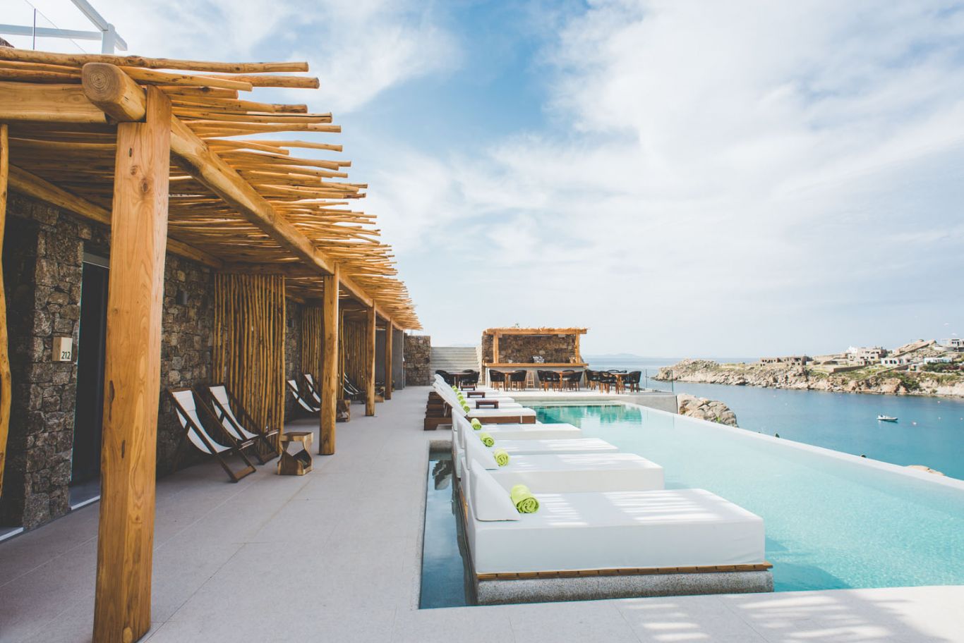 Super Paradise Suites Mykonos